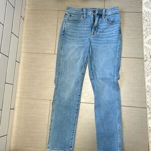 Madewell jeans. Roadtripper stovepipe size 25